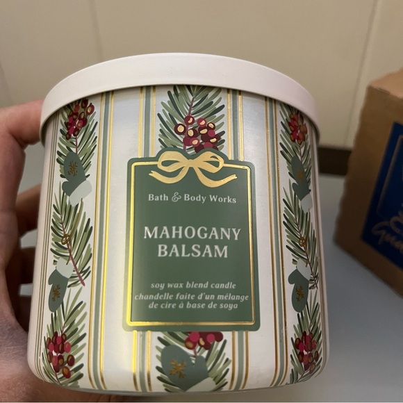 Bath and Body Works Mahogany Balsam 3-Wick Candle - Picture 4 of 7